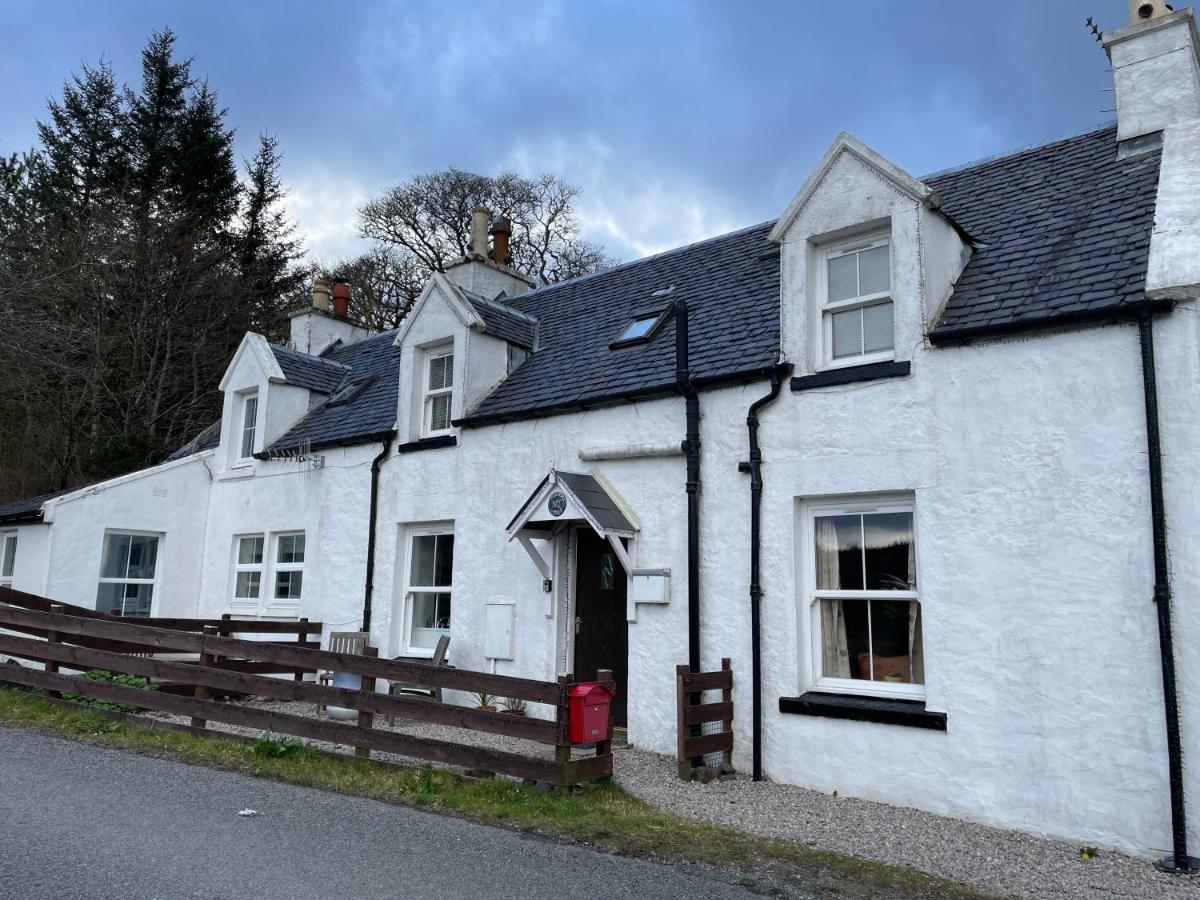 1 Keepers Cottage Skeabost Bridge Isle Of Skye Zewnętrze zdjęcie